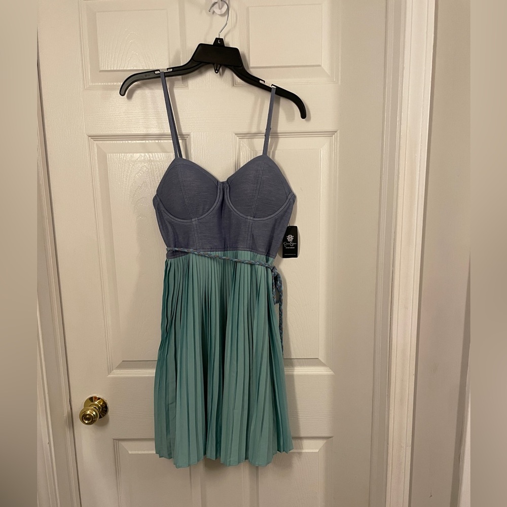 NEW Blue Jean and Blue Pleated Dress with Braided Belt. Size Large.